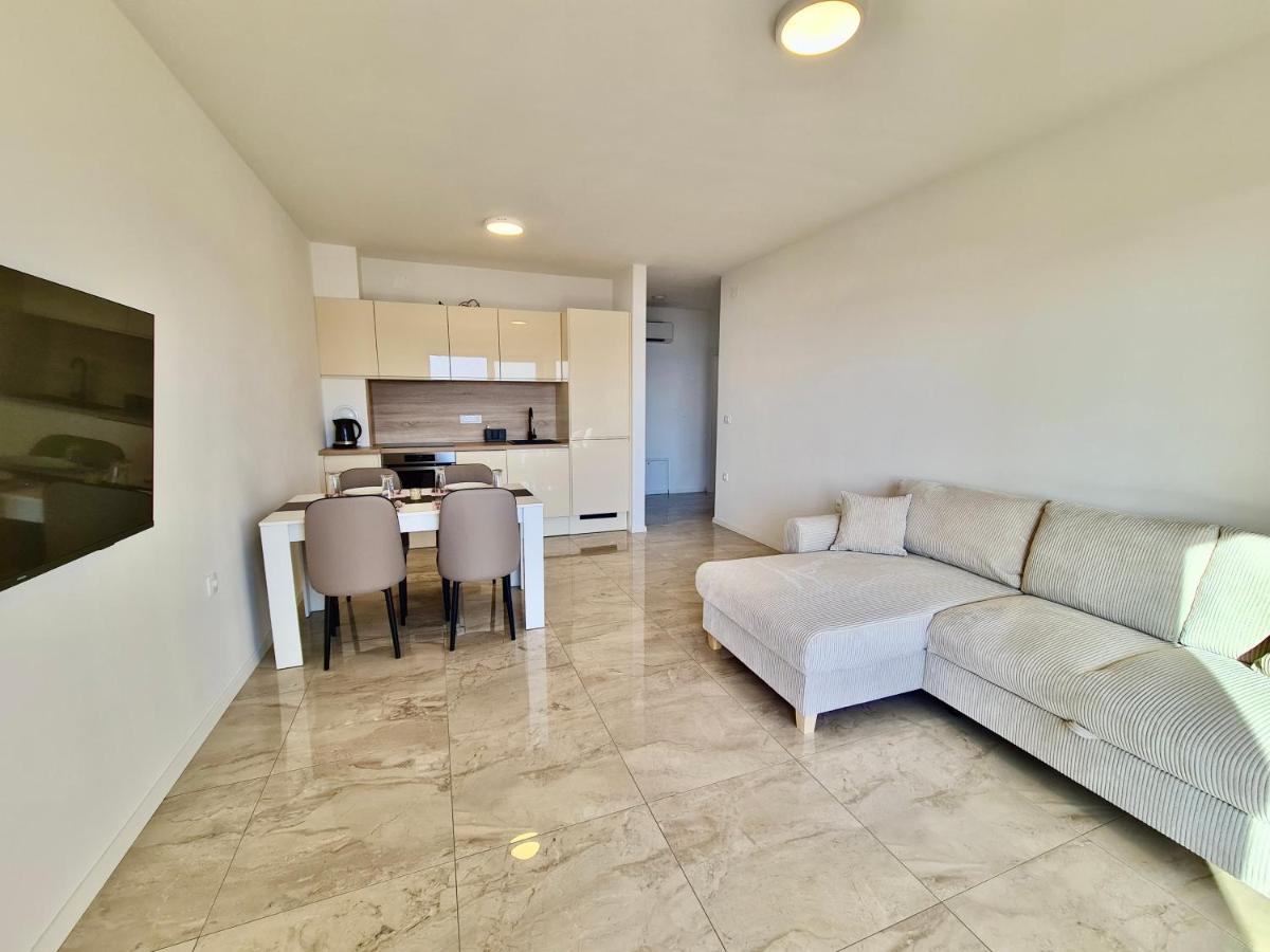 Apartments Sunflower Dramalj Luaran gambar